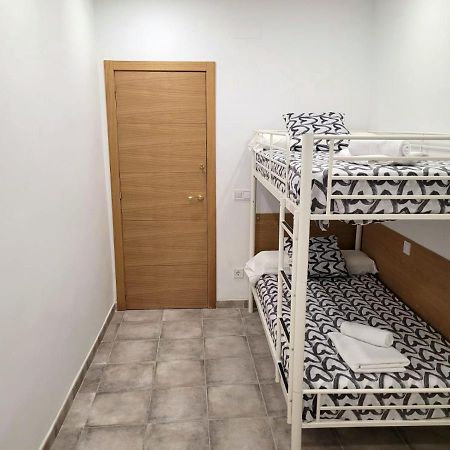 Hotel Coliving New San Bernando Madrid Exterior foto